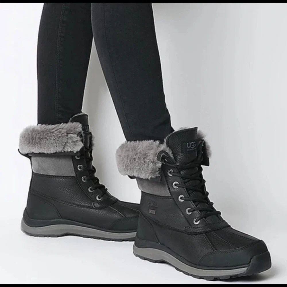 UGG Adirondack III Waterproof Boots Black Grey Leather Sheepskin‎ Size 8.5